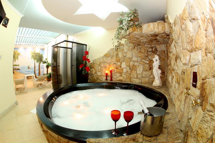 Hotel & Motel Le Baron (Adults Only) Pôrto Ferreira المظهر الخارجي الصورة